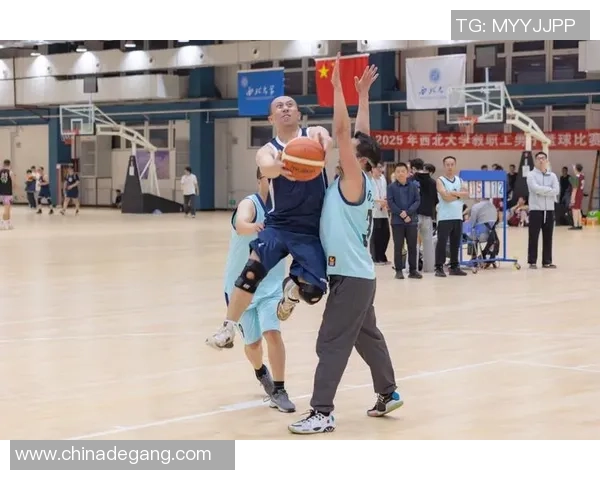 篮球耐力排行榜揭晓上海篮球队荣获第三名展现强大实力与团队精神