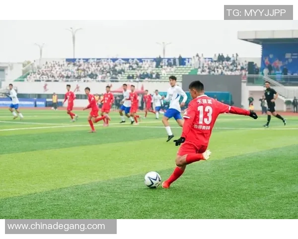 中国足球明星携手公益事业助力青少年成长与梦想实现 中国足球明星携手公益事业助力青少年成长与梦想实现